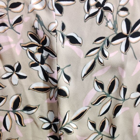 Ann Taylor Tan and Cream Sleeveless Tie Front Blouse - Picture 4 of 5